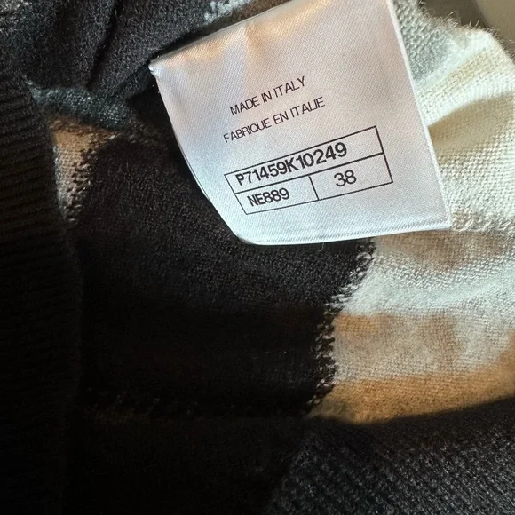 Chanel Argyle Pullover - Picture 11 of 13